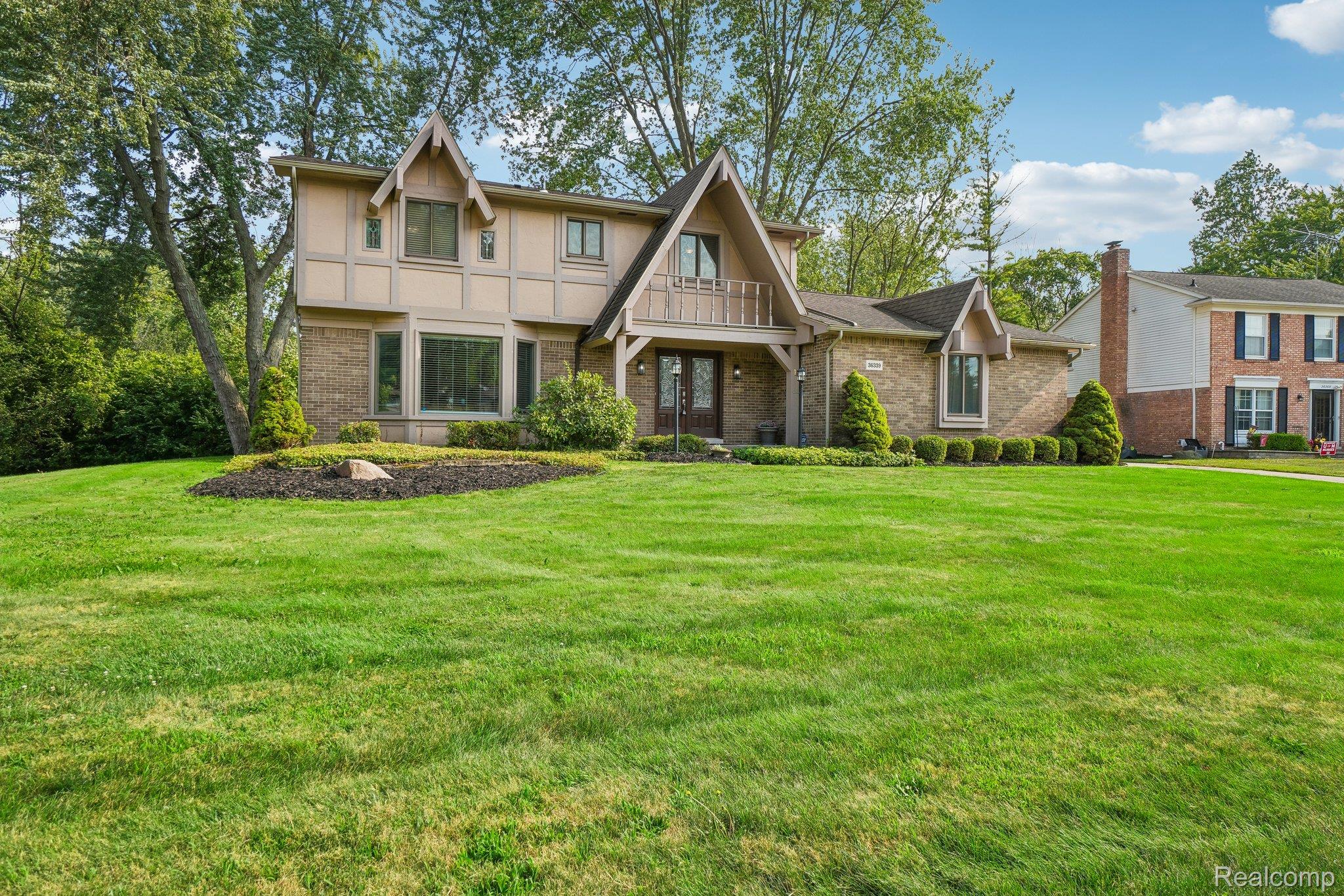 36339 Parklane Circle