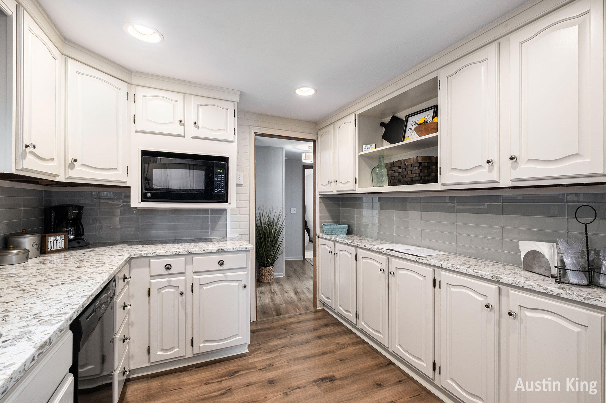 Cannon Township, Michigan 49341, United States, 4 Bedrooms Bedrooms, ,1 BathroomBathrooms,Residential,Active,199937