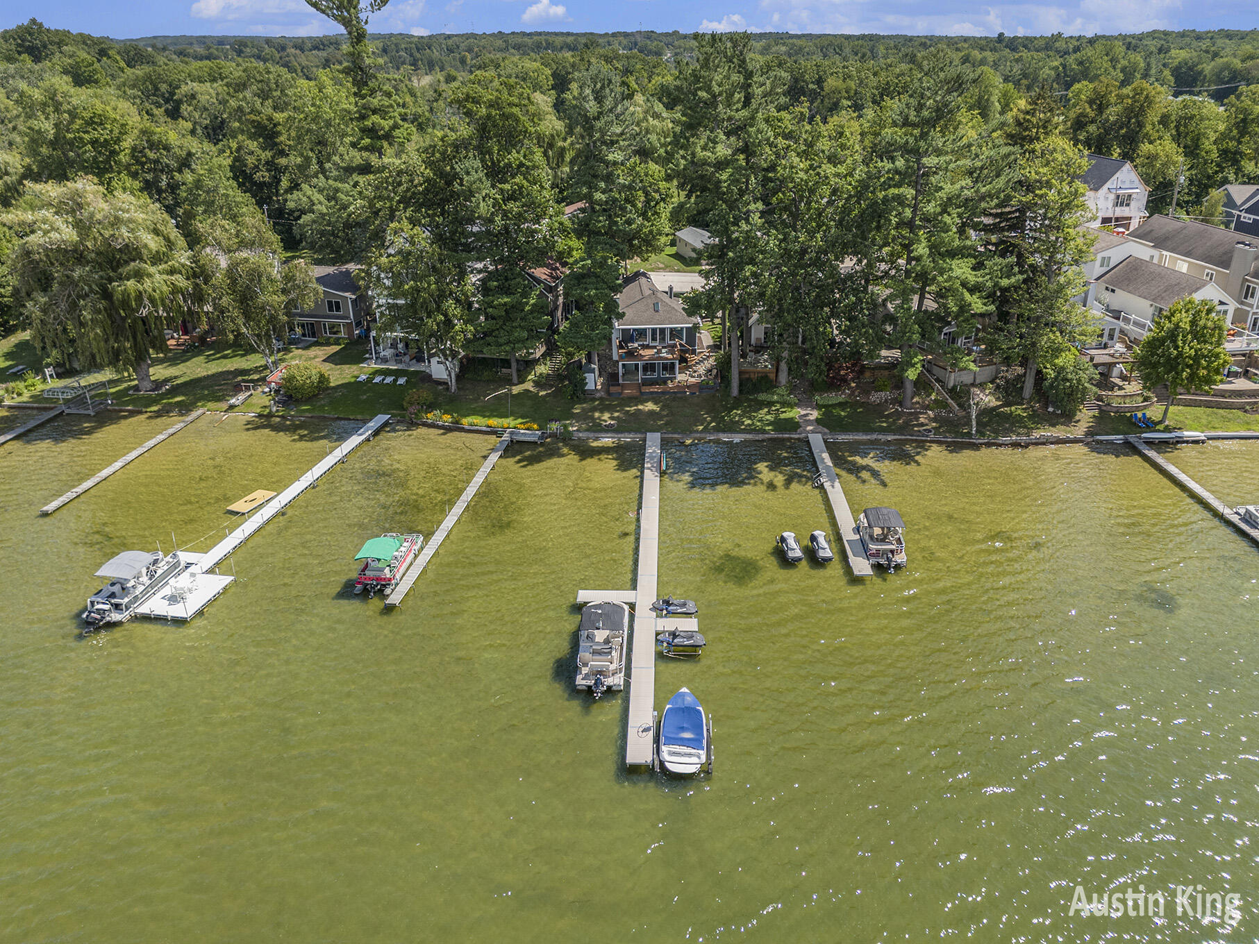 Cannon Township, Michigan 49341, United States, 4 Bedrooms Bedrooms, ,1 BathroomBathrooms,Residential,Active,199937