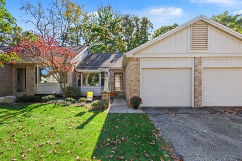 Tiny photo for 49 Skyline Circle NW, Grand Rapids City, MI 49504 (MLS # 65026055781)