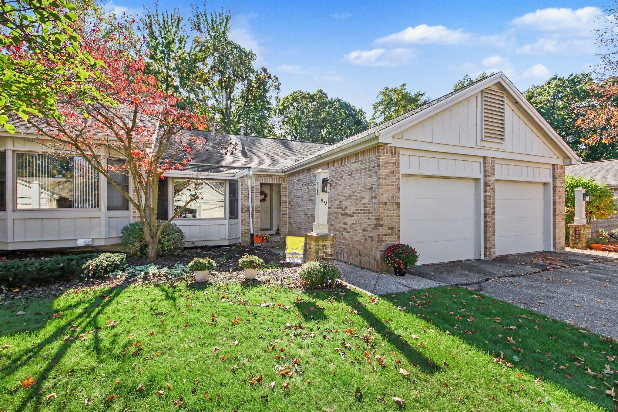 49 Skyline Circle NW