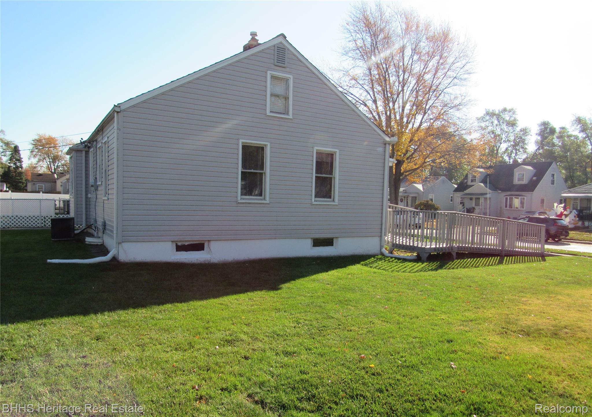 Lincoln Park, Michigan 48146, United States, 3 Bedrooms Bedrooms, ,1 BathroomBathrooms,Residential,Active,243662