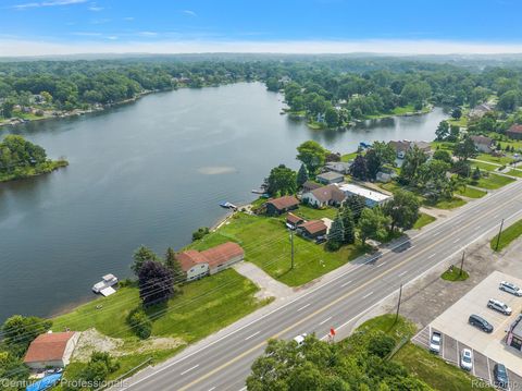 Tiny photo for 9876 Dixie Highway, Springfield Charter Township, MI 48348 (MLS # 20250014555)