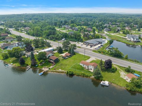 Tiny photo for 9876 Dixie Highway, Springfield Charter Township, MI 48348 (MLS # 20250014555)