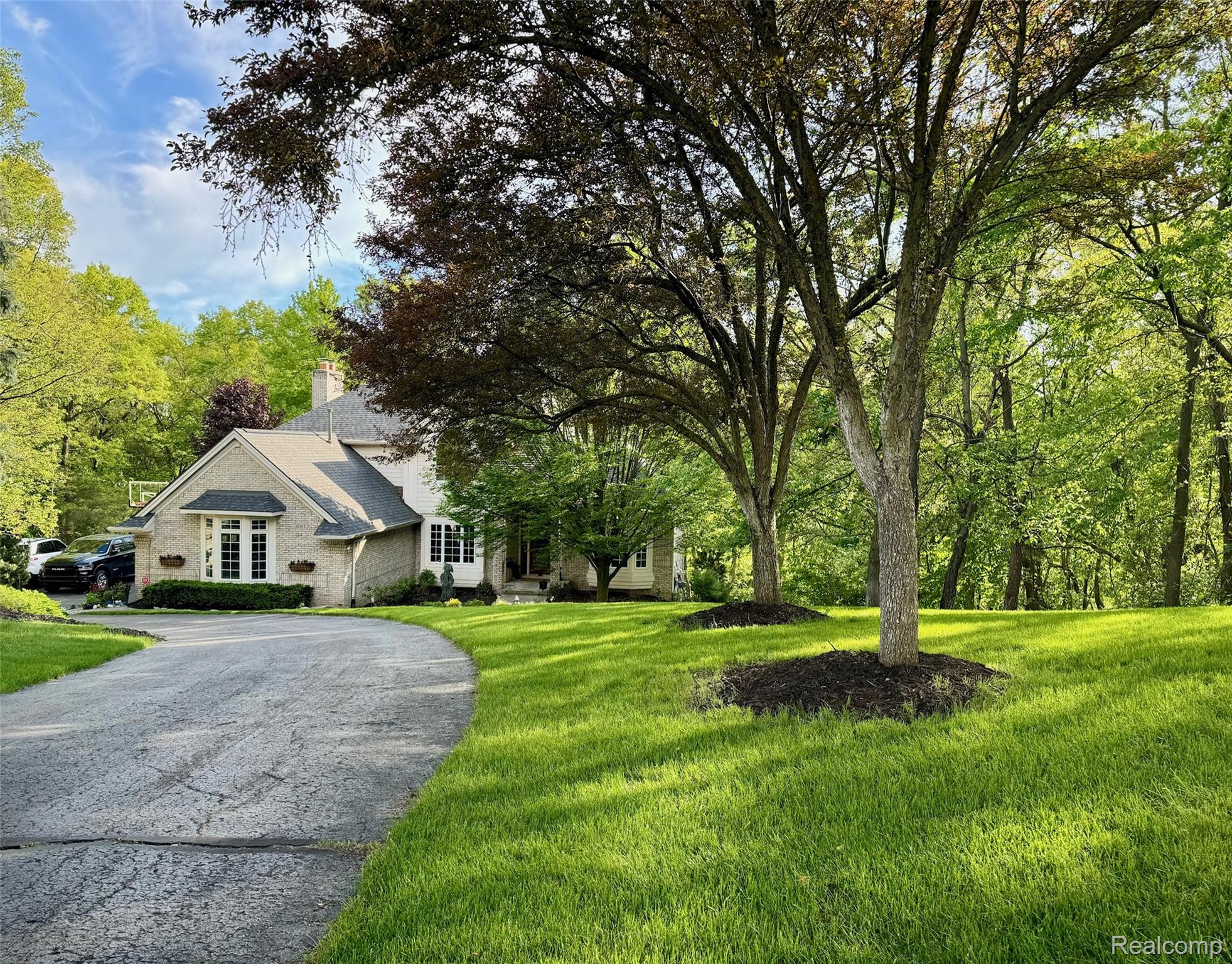 10384 Overhill Drive