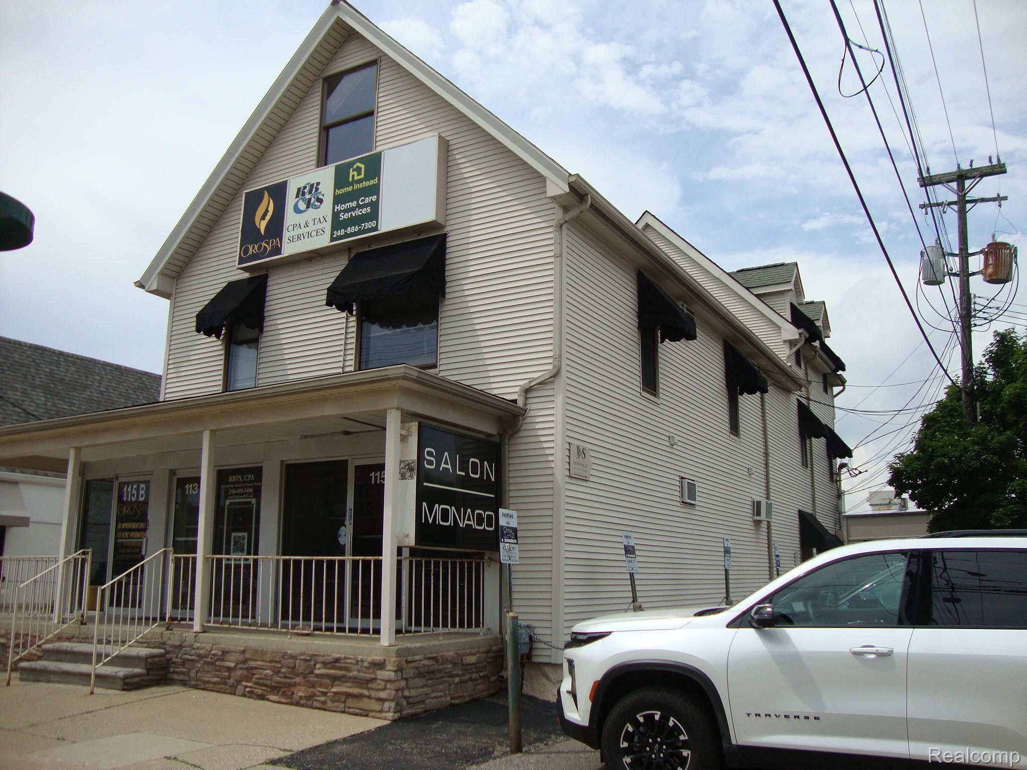 113 E UNIVERSITY Drive Suite 4