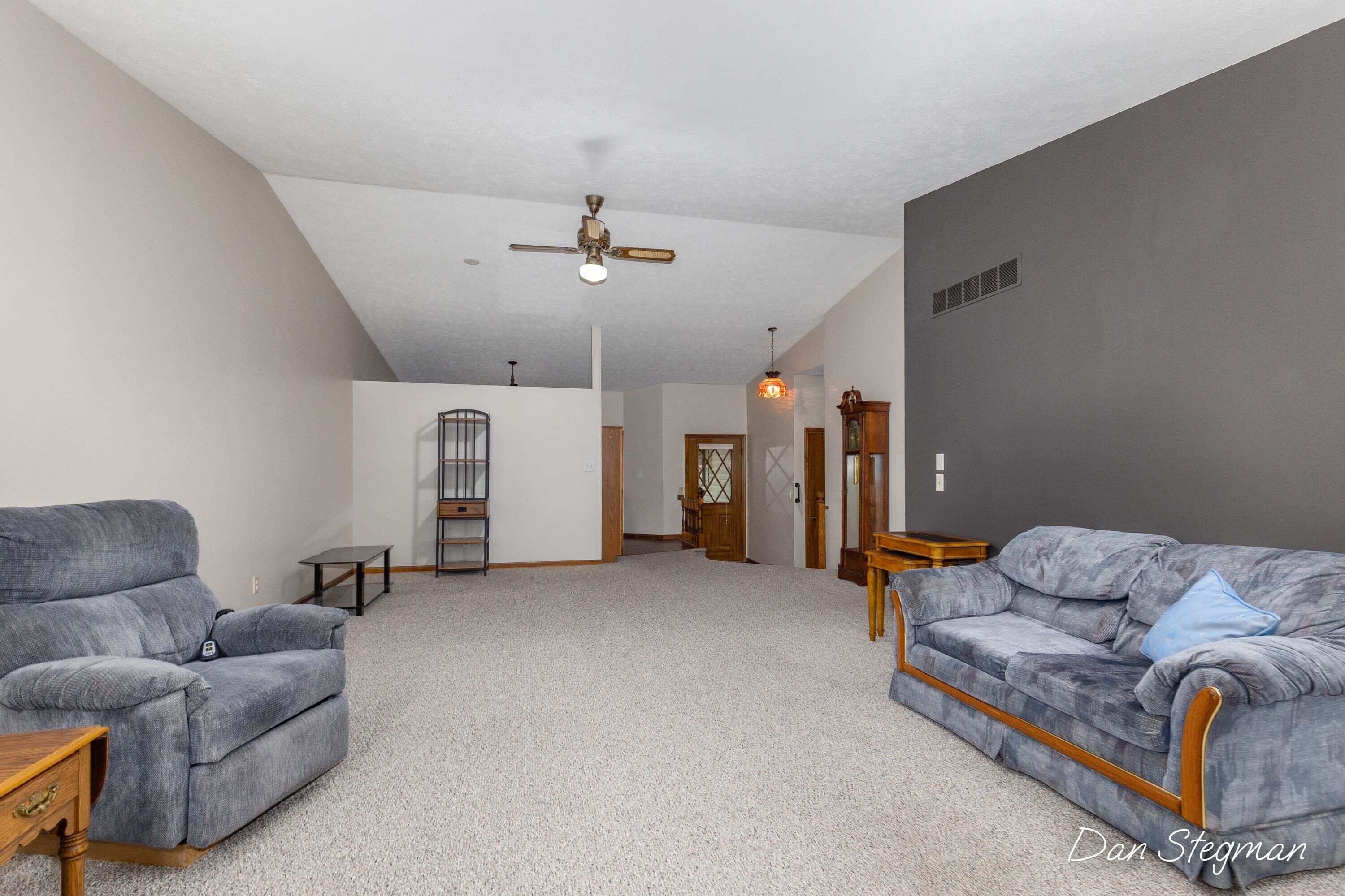 7021 Gardenview Court SW 19