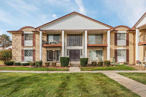 29304 Gloede Street Warren City MI 48088