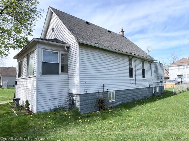 57 Oak Street