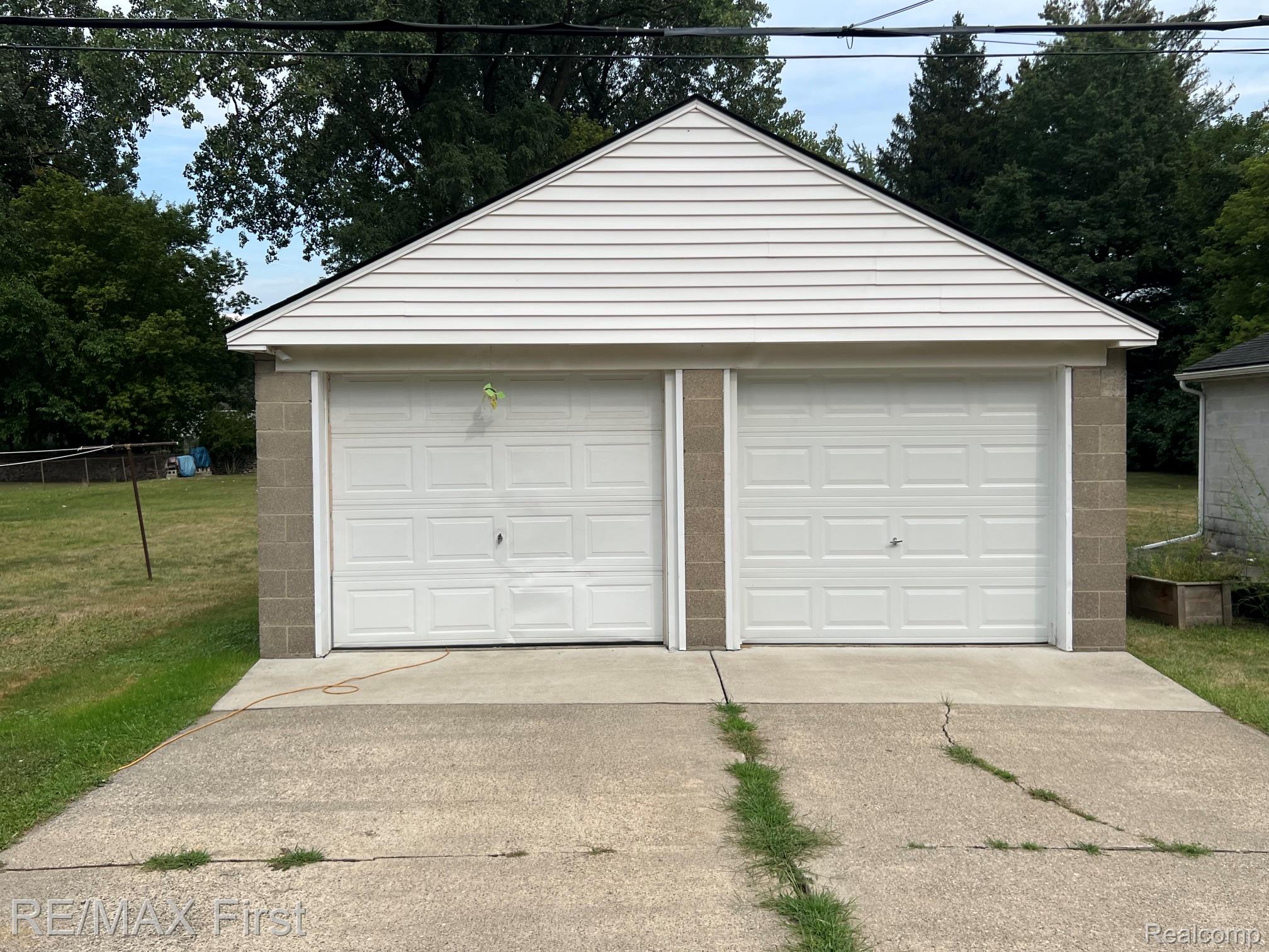 538 Laprairie Street