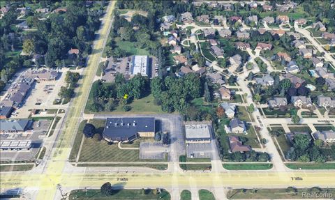 Vacant Newburg Newburg Livonia City MI 48152