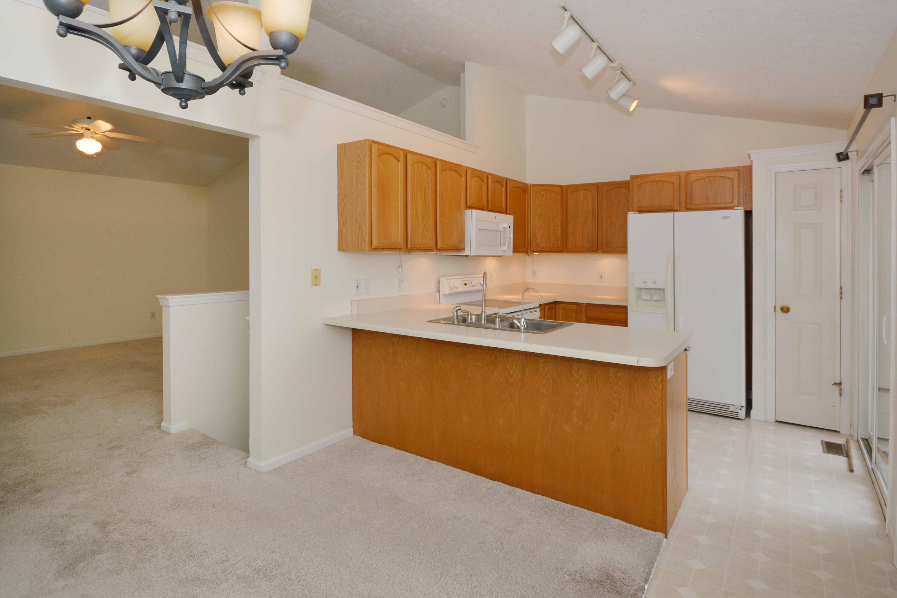 5937 Thistlewood Avenue