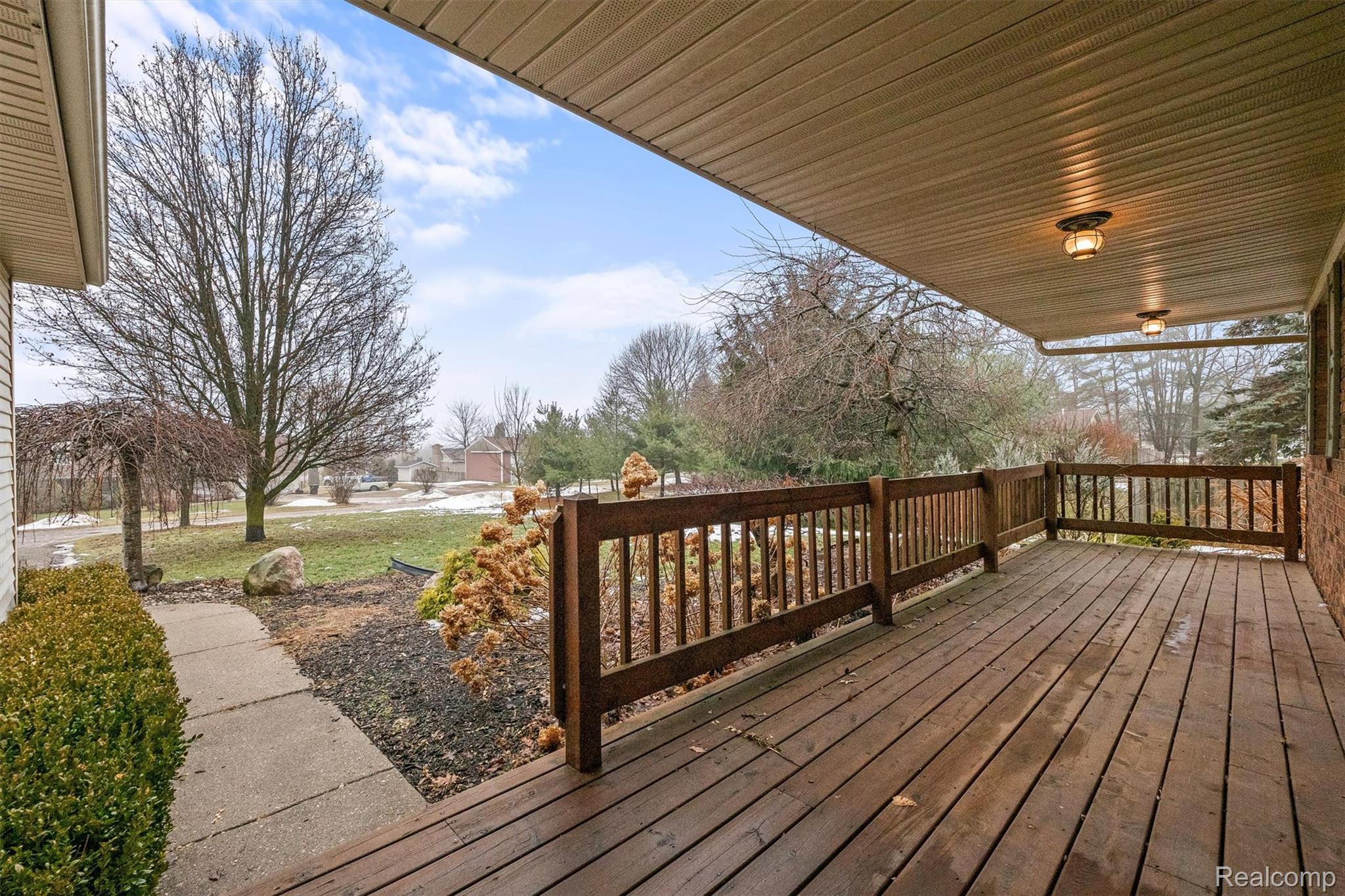 920 W Davison Lake Road