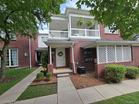 Photo of 6797 Boulder Pointe Drive, Washington Township, MI 48094 (MLS # 20251028742)
