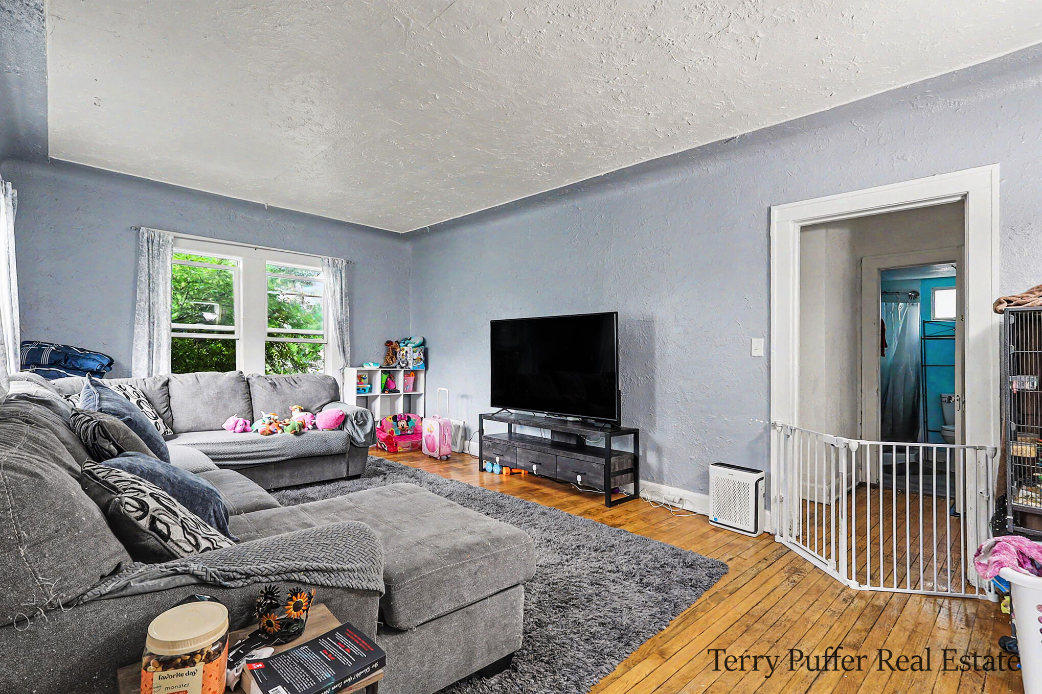 488 W Southern Avenue