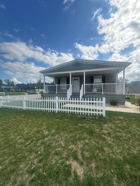 83 Viking Drive NW Sparta Township MI 49345