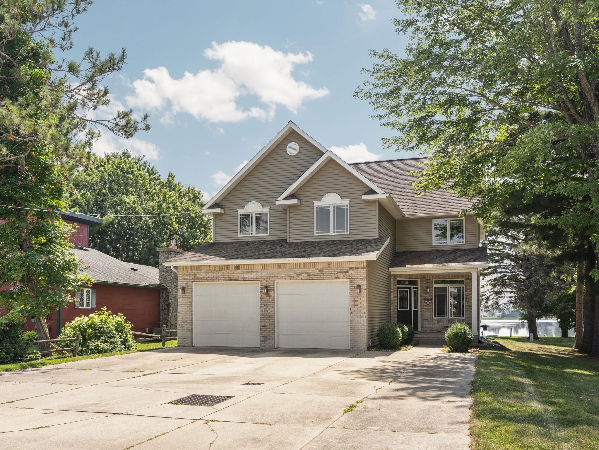 7039 W White Birch Avenue