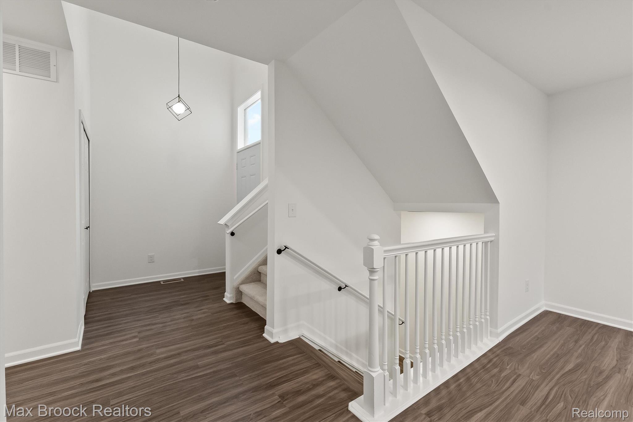 24530 Pineview Street