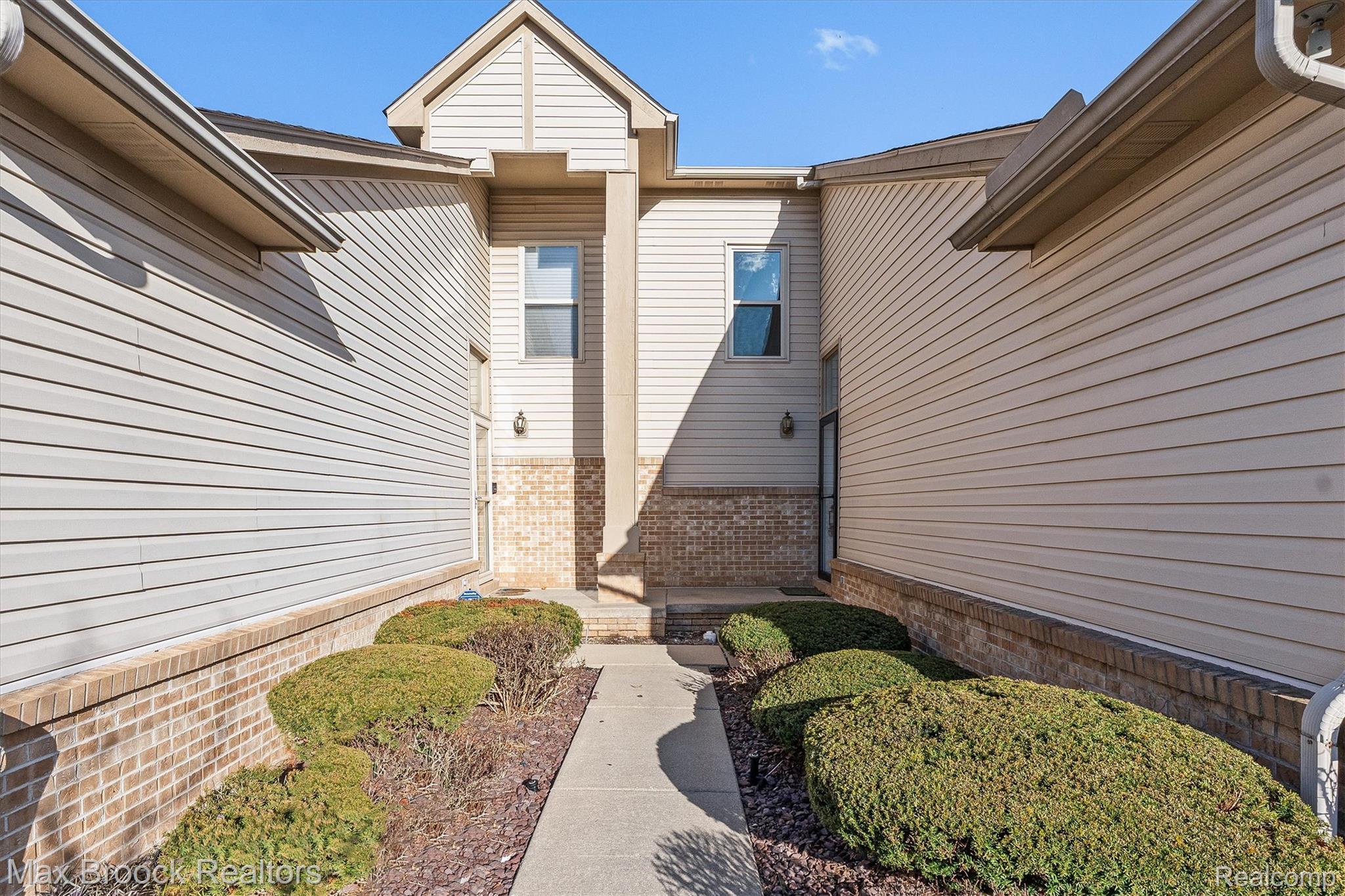 24530 Pineview Street