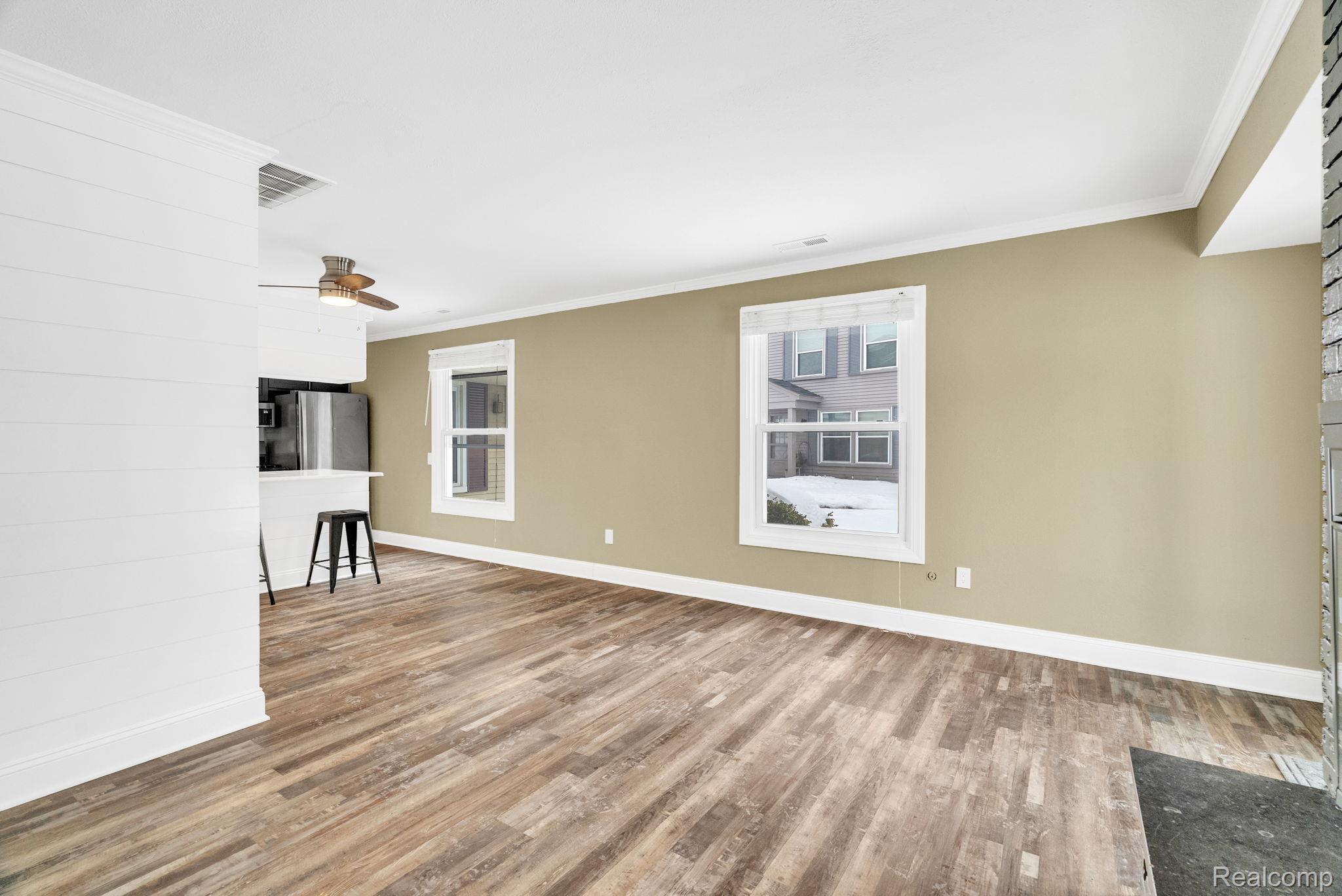 3027 Maplewood Court