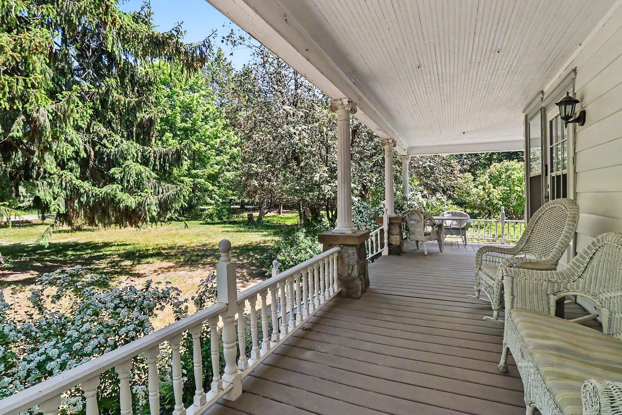 4539 S Lakeshore Drive 2.8 acres