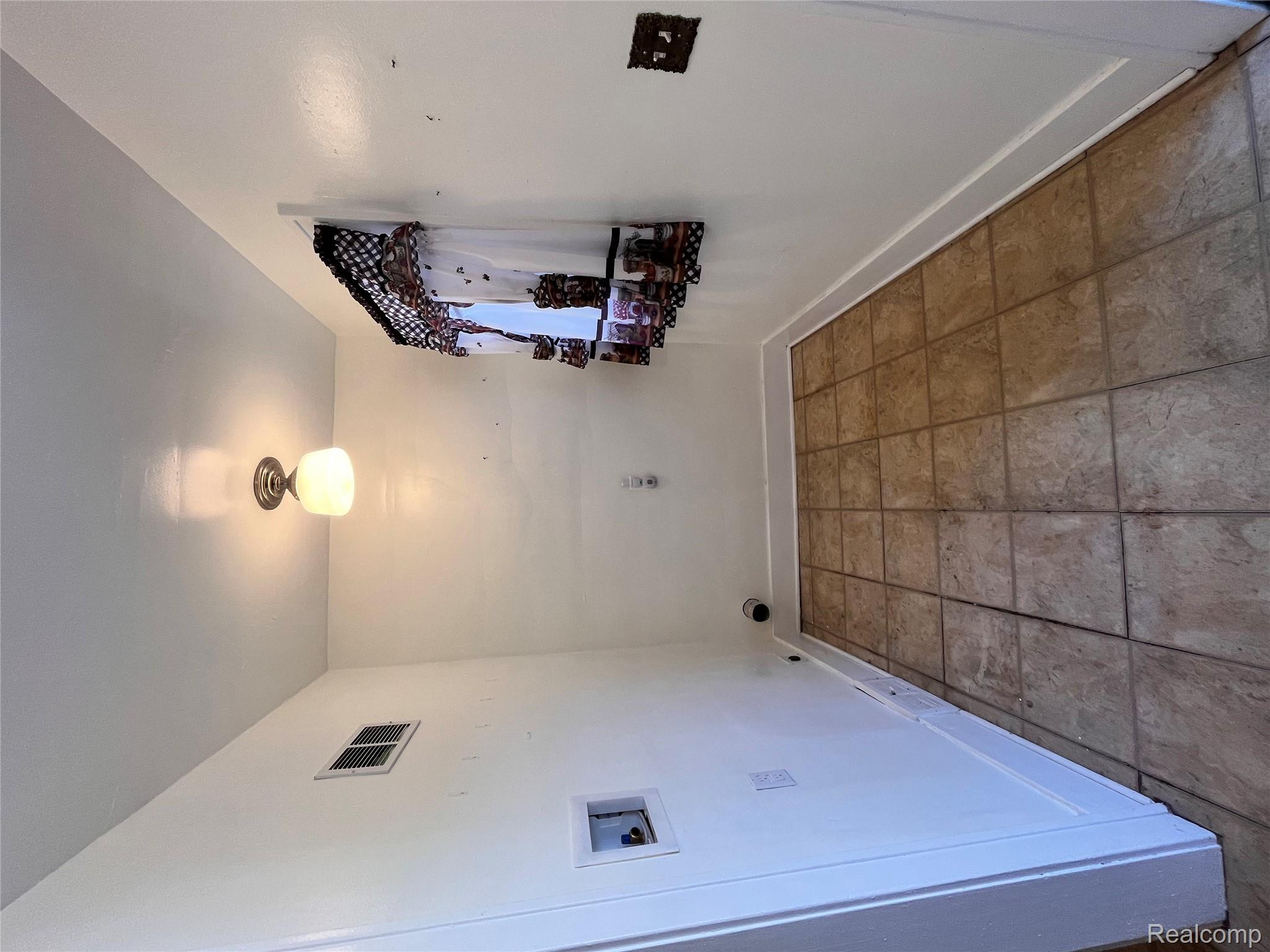 1606 Garland Street