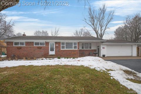 6521 Northview Drive Independence Charter Township MI 48346