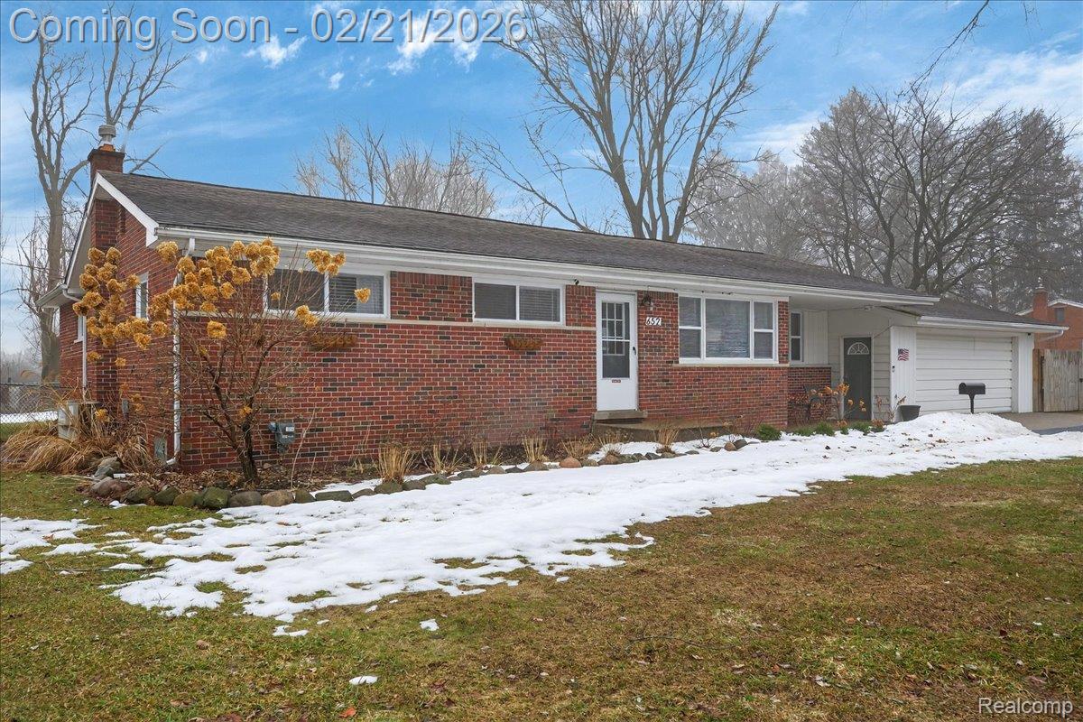 6521 Northview Drive