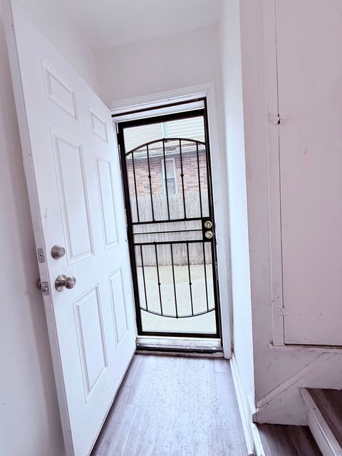 listing image 30