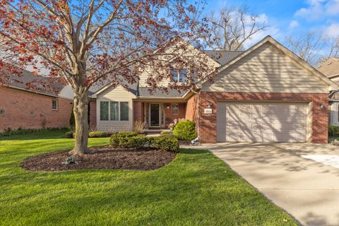33676 TRILLIUM Court Livonia City Wayne MI 48150