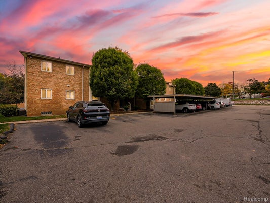 655 RANDOLPH ST APT 102, NORTHVILLE, MI 48167 - Image 174b56a5c8a90c026ce215586ef1ccd5/204930057