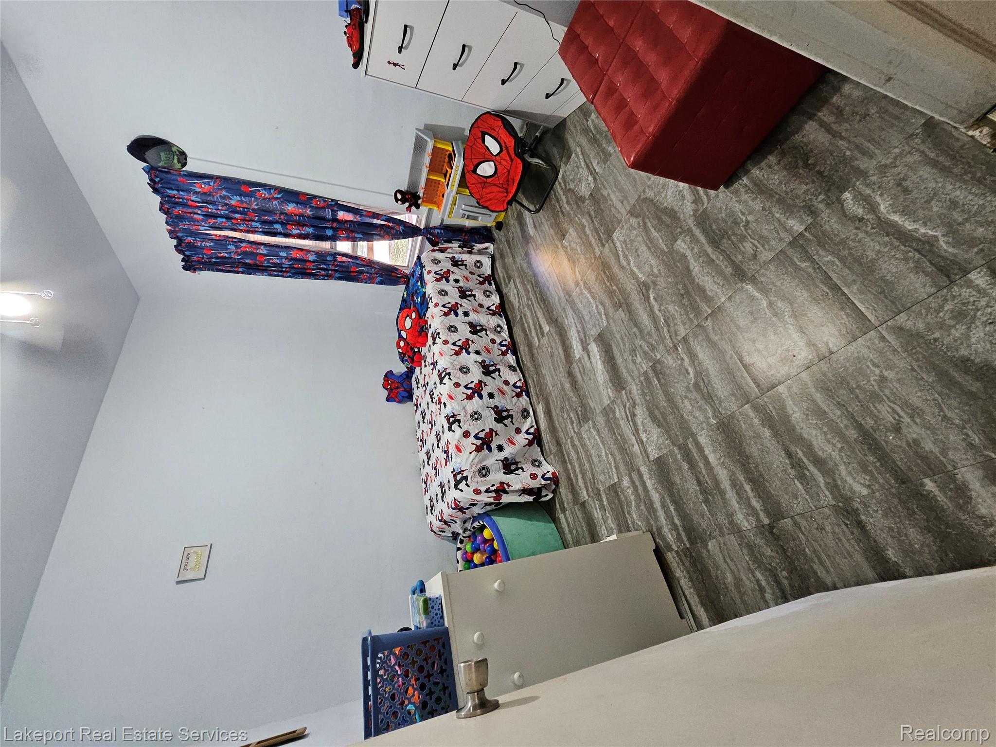 814 Saint James Street