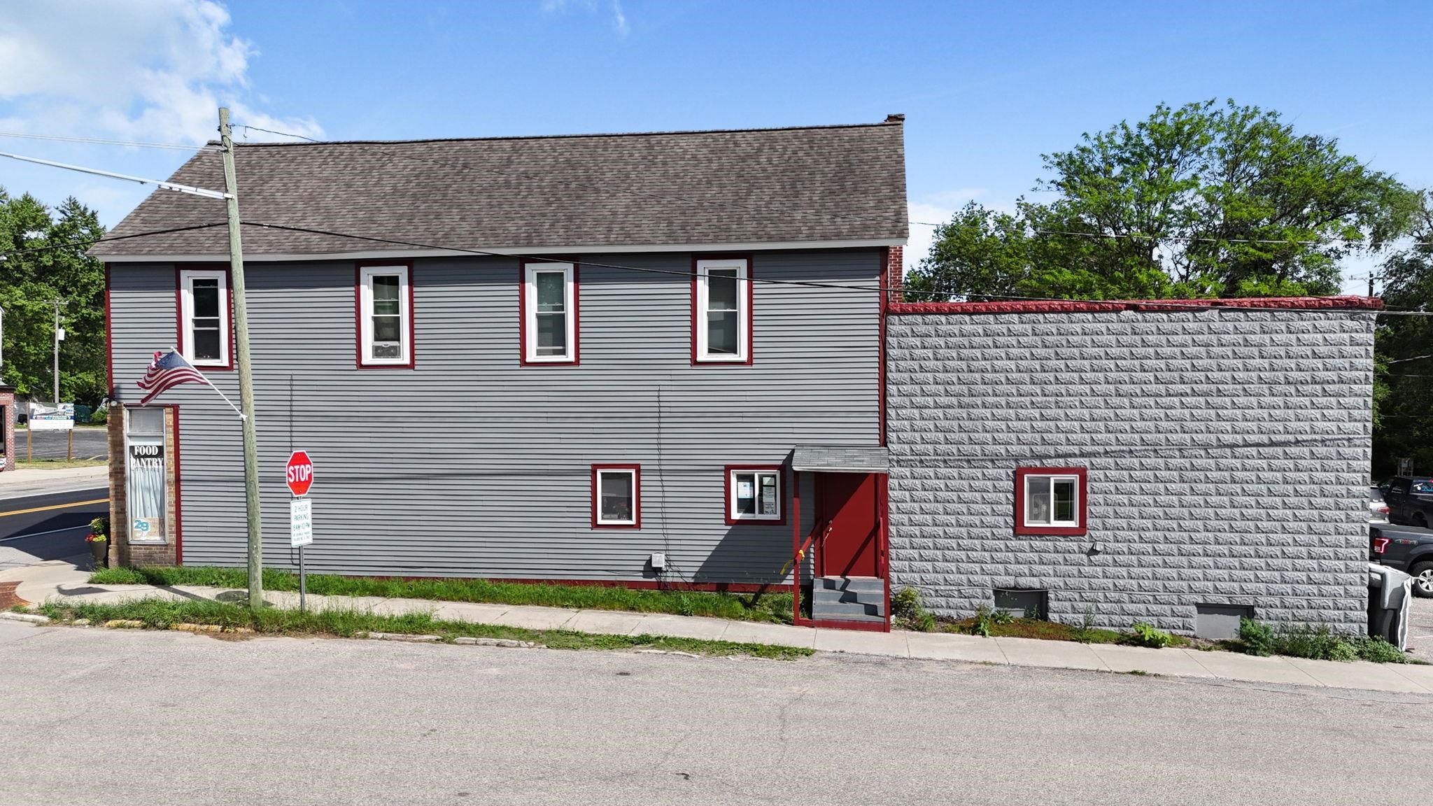10907 Main Street