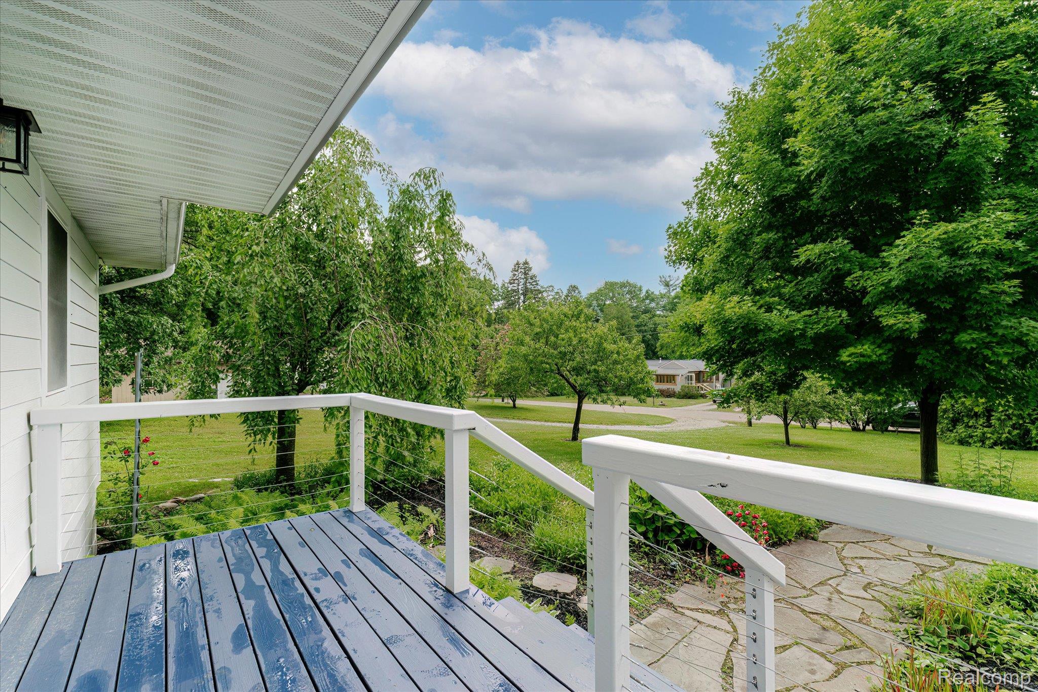 4072 Mill Lake Road