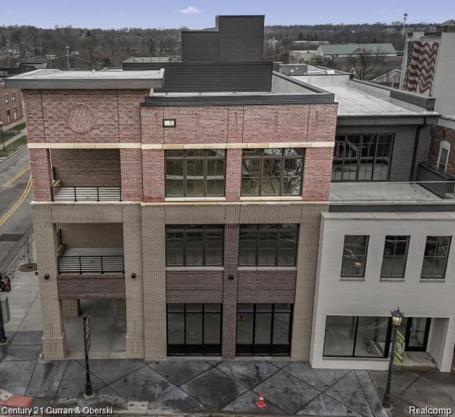156 N CENTER Street UNIT 302