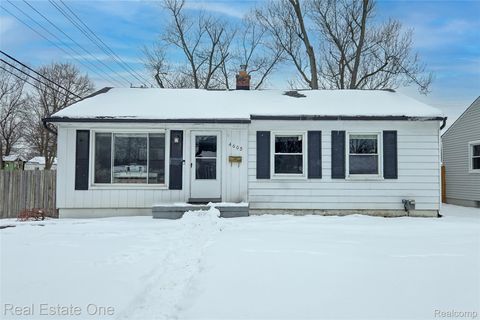 4605 Rosewold Avenue Royal Oak City MI 48073