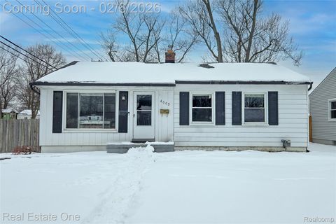 4605 Rosewold Avenue Royal Oak City MI 48073