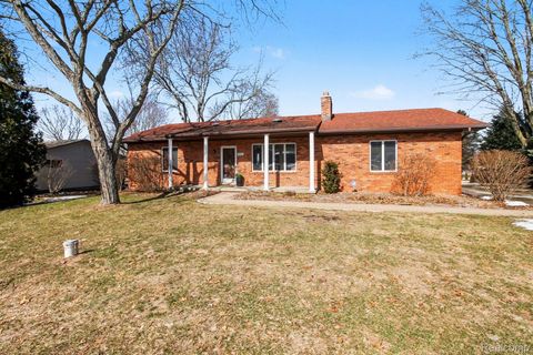 8783 Skylane Drive Brighton Township MI 48114