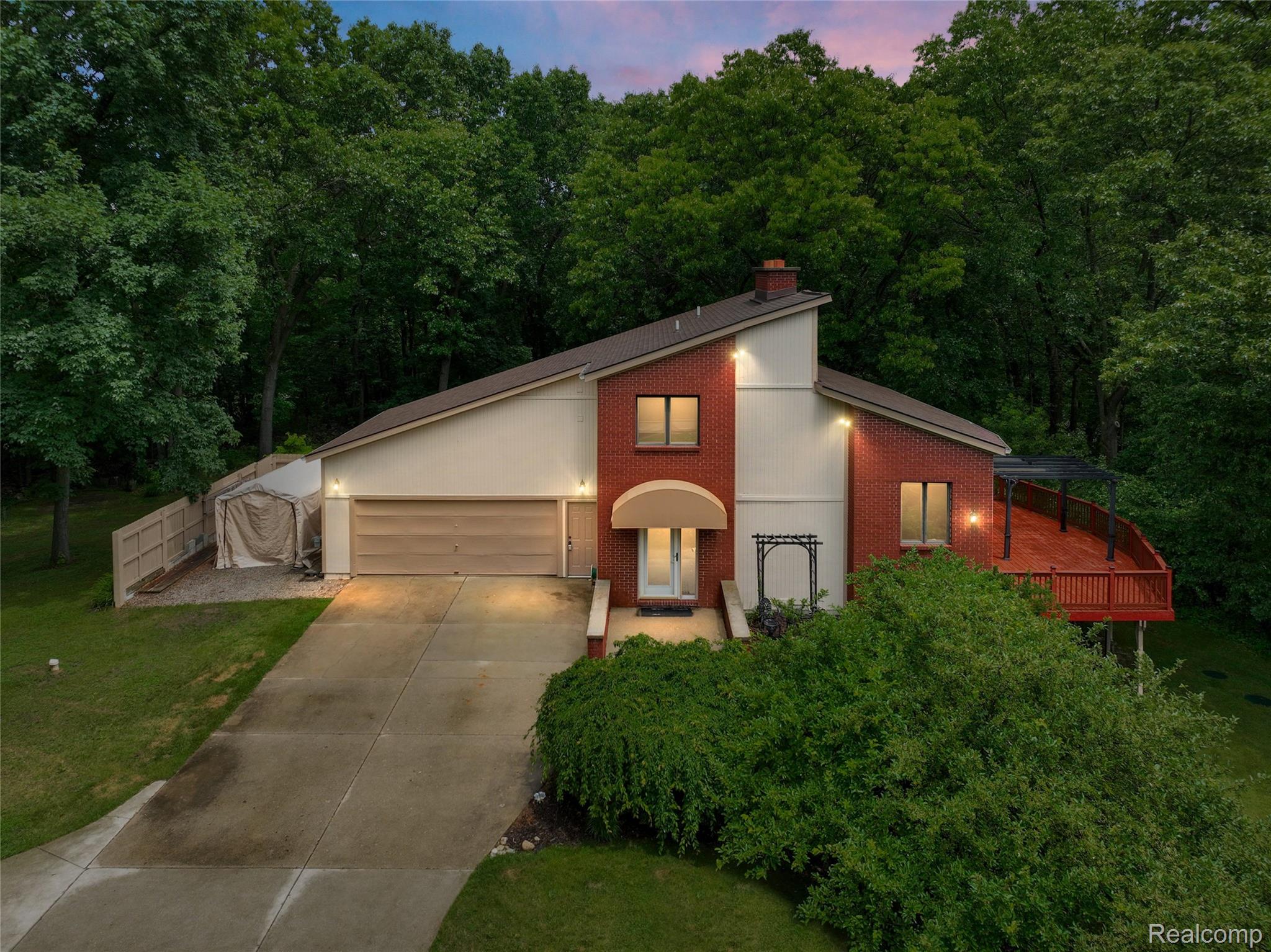 3378 Jossman Hills