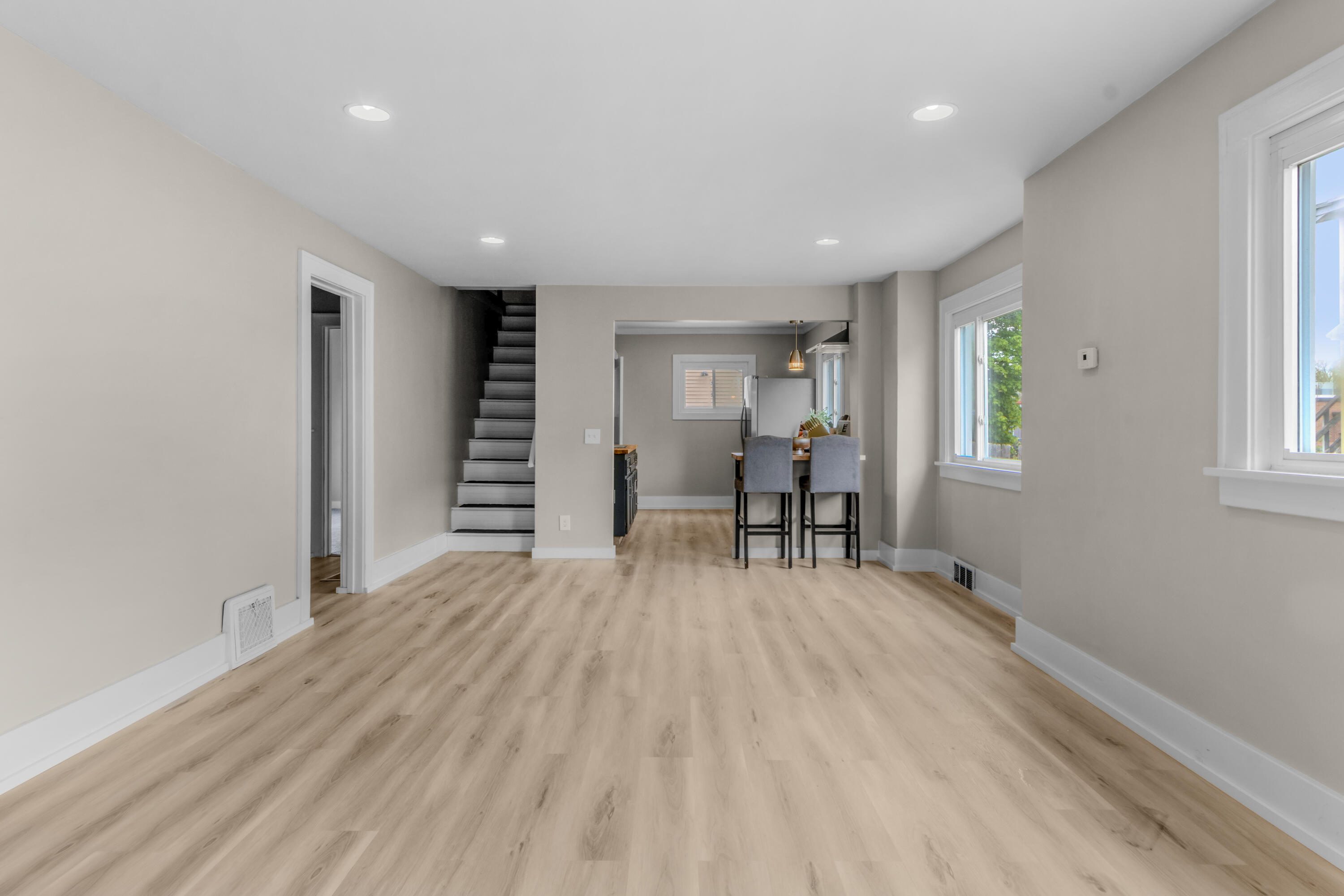 819 Harding Street NW