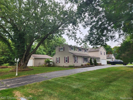 3913 DONLEY AVE, ROCHESTER HILLS, MI 48309 - Image 17980c1d8aaded911bcc97b282d66e4e/3553547115