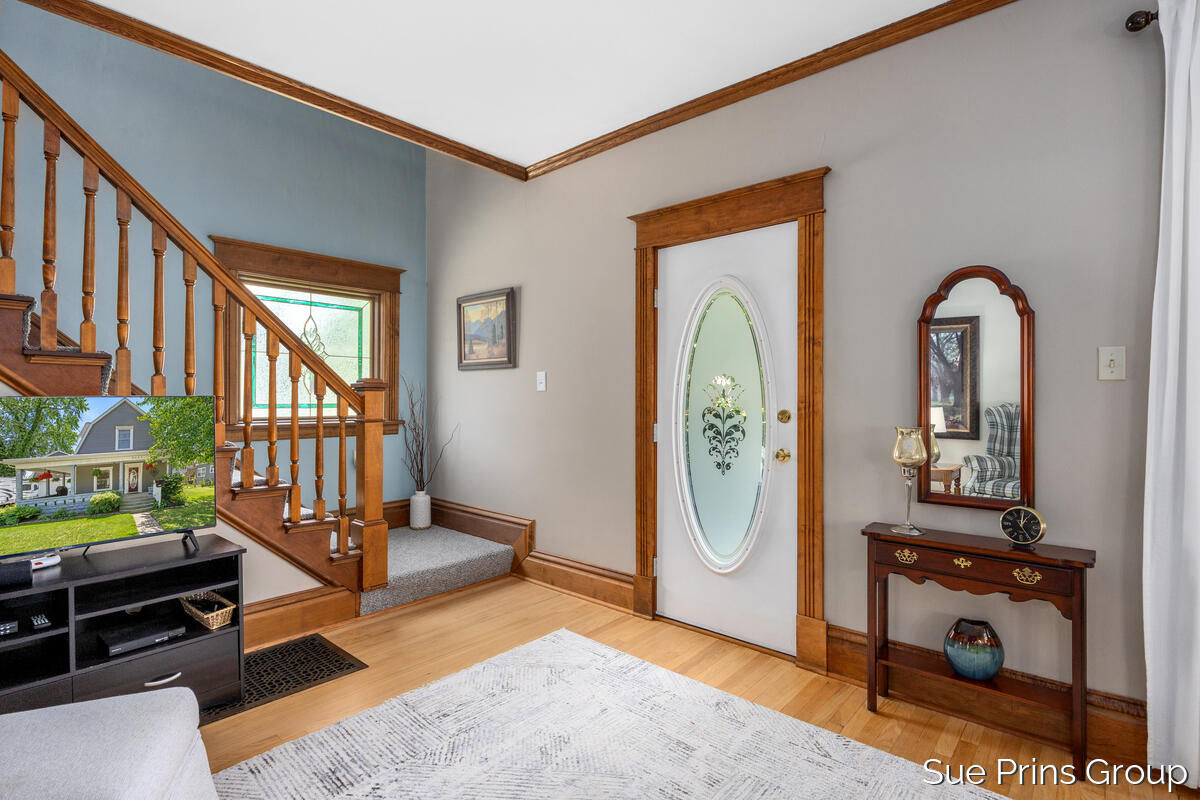 3836 30th Street SW