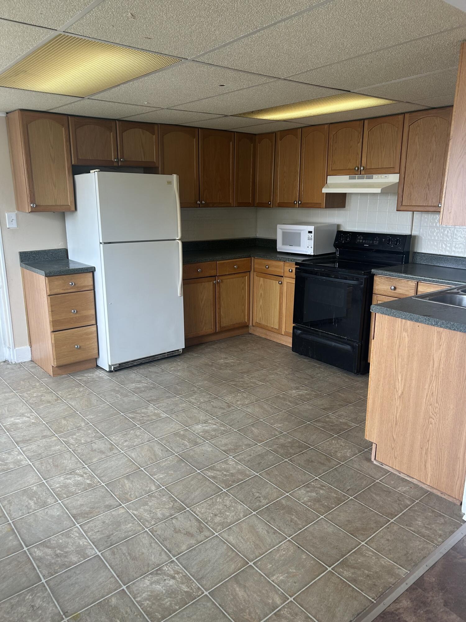 439 W Columbia Avenue