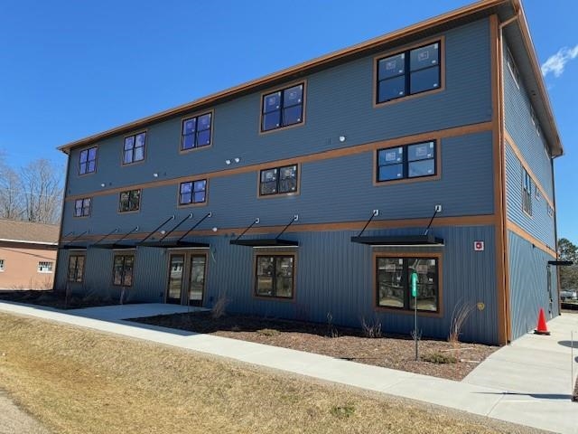 121B N St Joseph Street