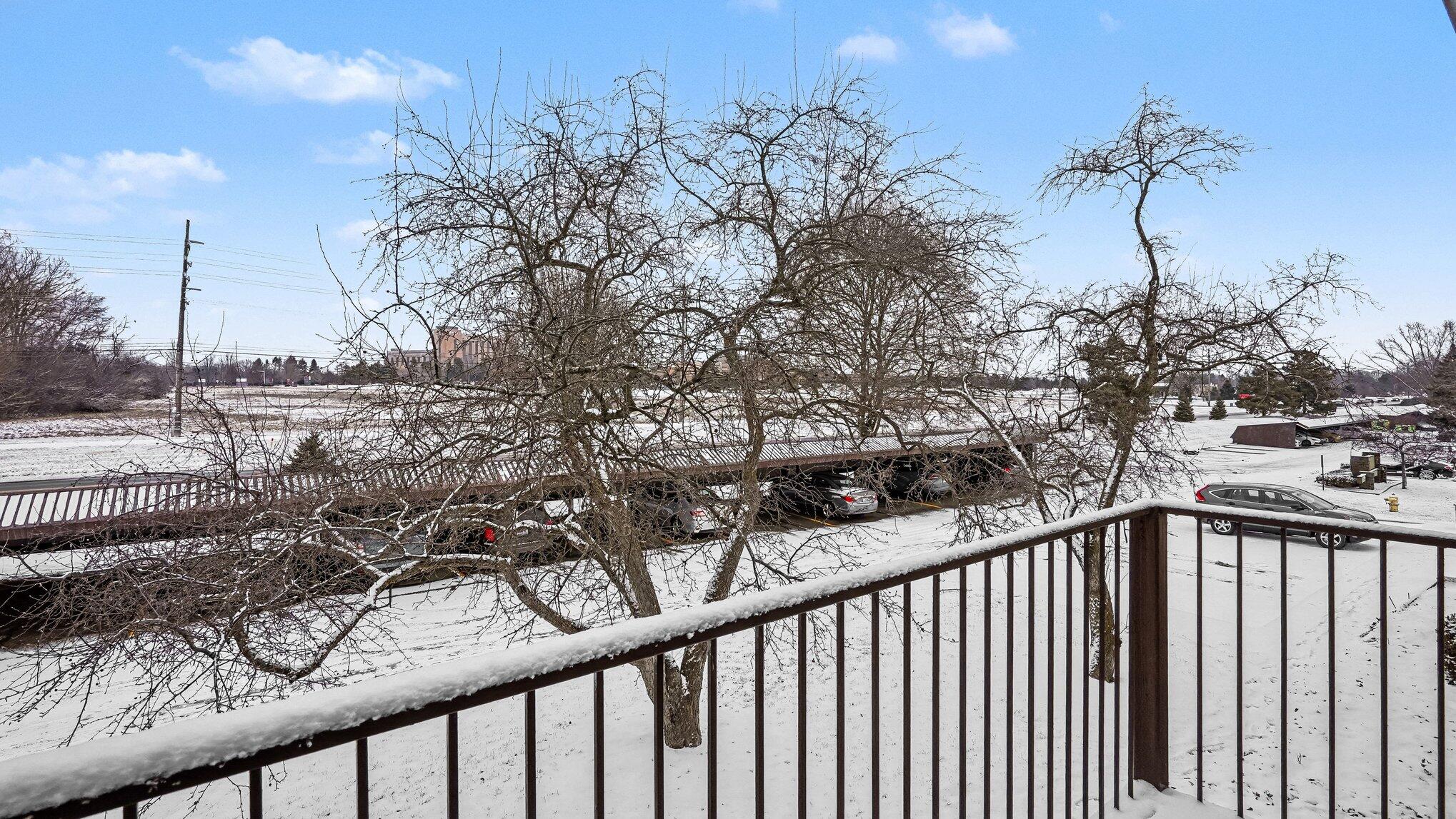 1472 W Chateau Vert Street F