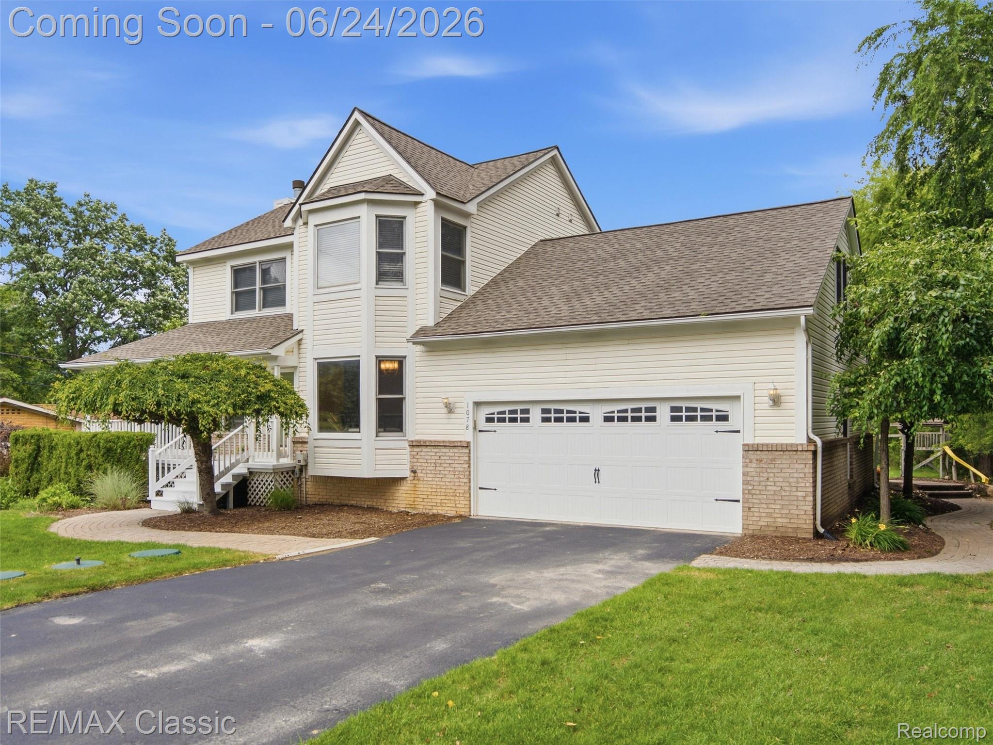 1078 Lake Lane Drive