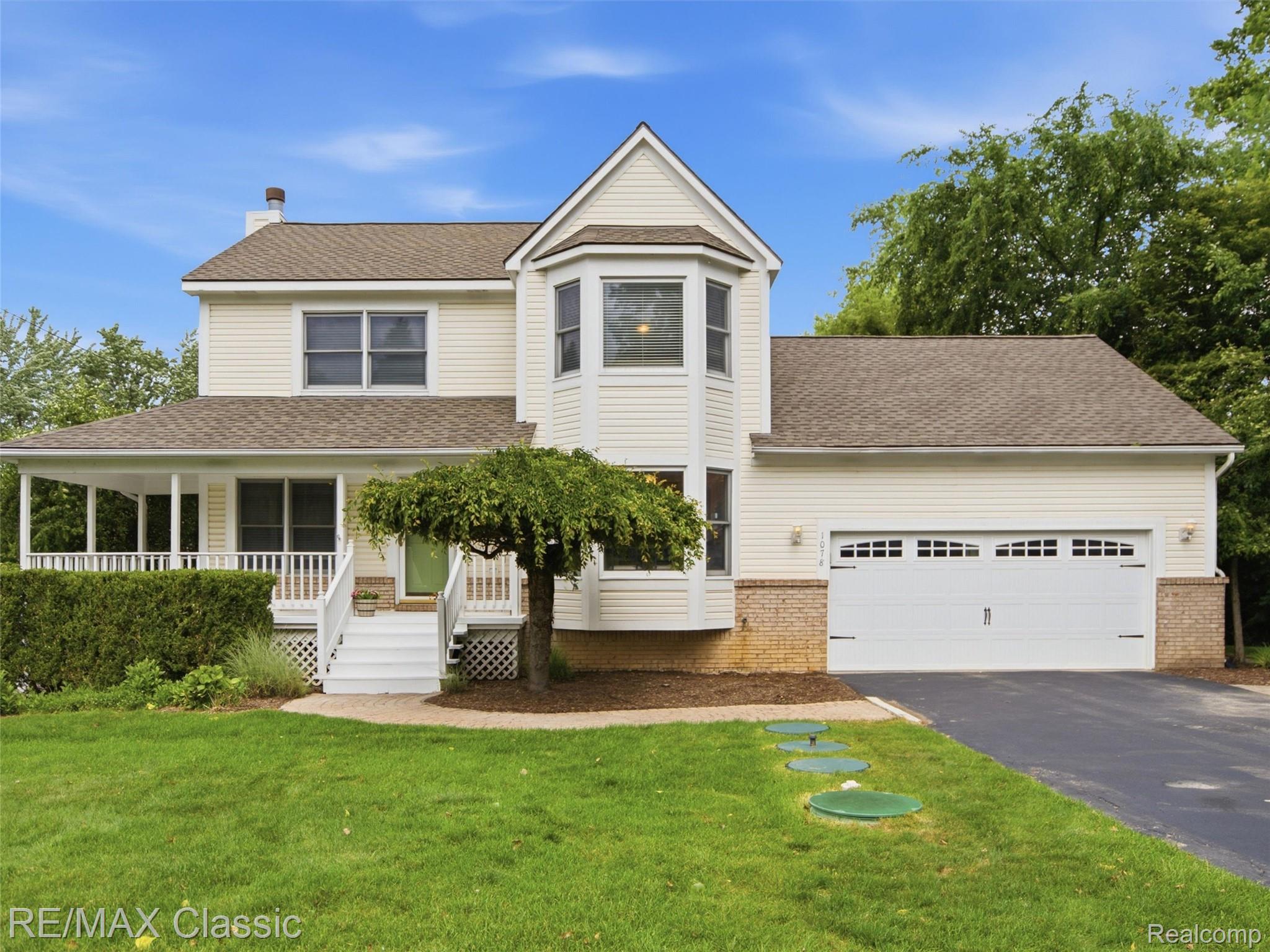 1078 Lake Lane Drive