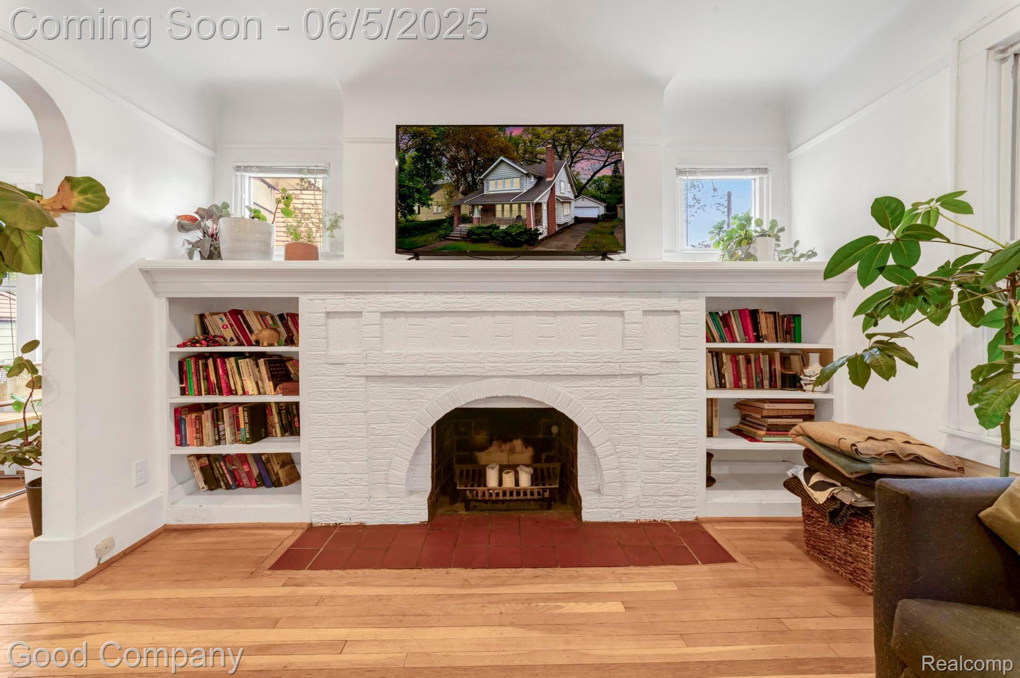 364 W CAMBOURNE Street