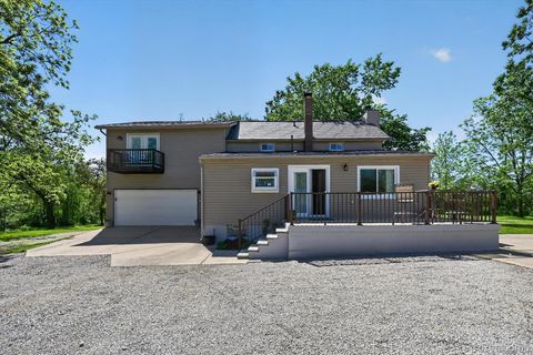 Tiny photo for 10520 North Dixie HWY, Berlin Charter Township, MI 48179 (MLS # 20261039573)