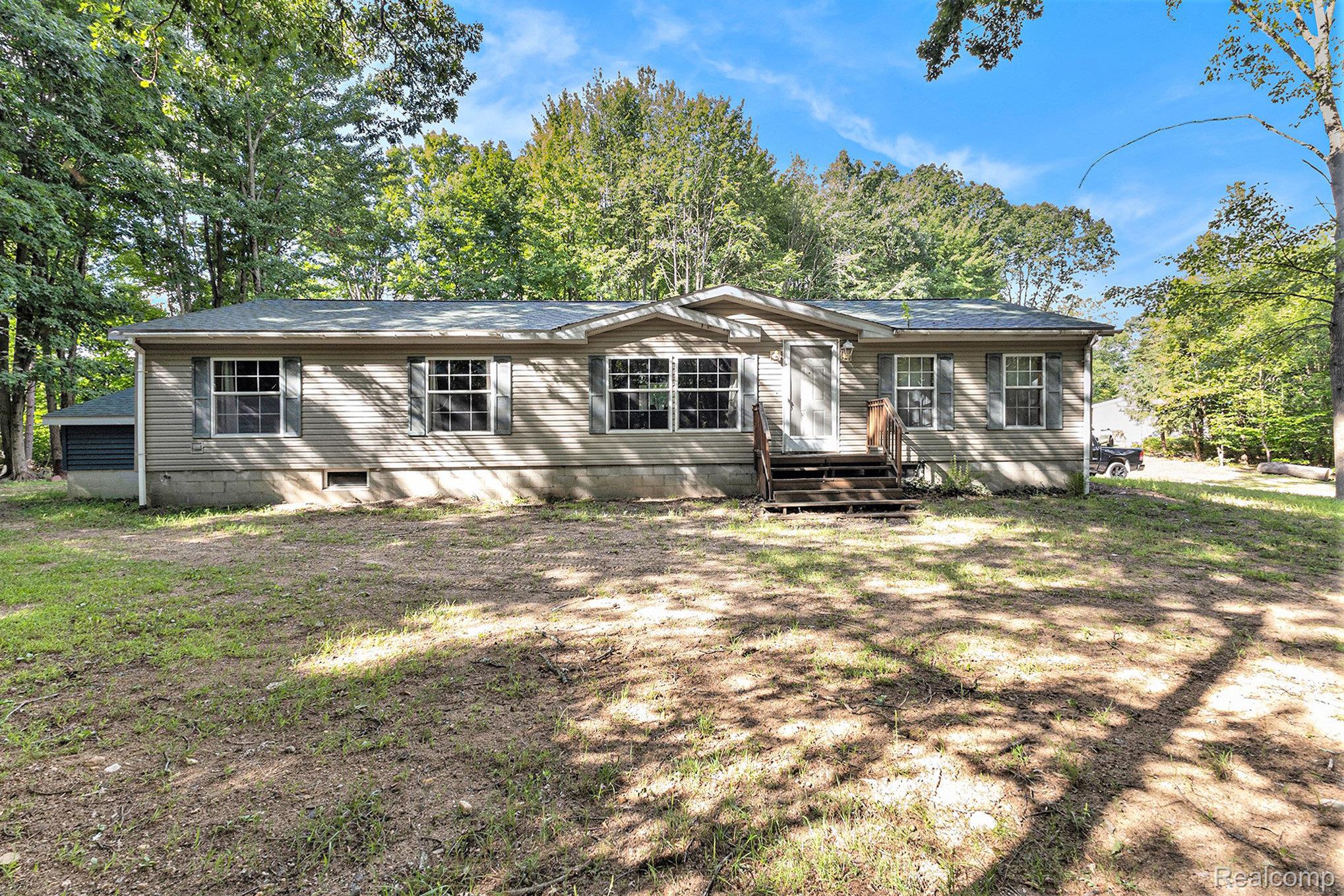 4977 E Buck Rub Road
